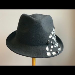 Black embellished felt fedora hat by Cougar